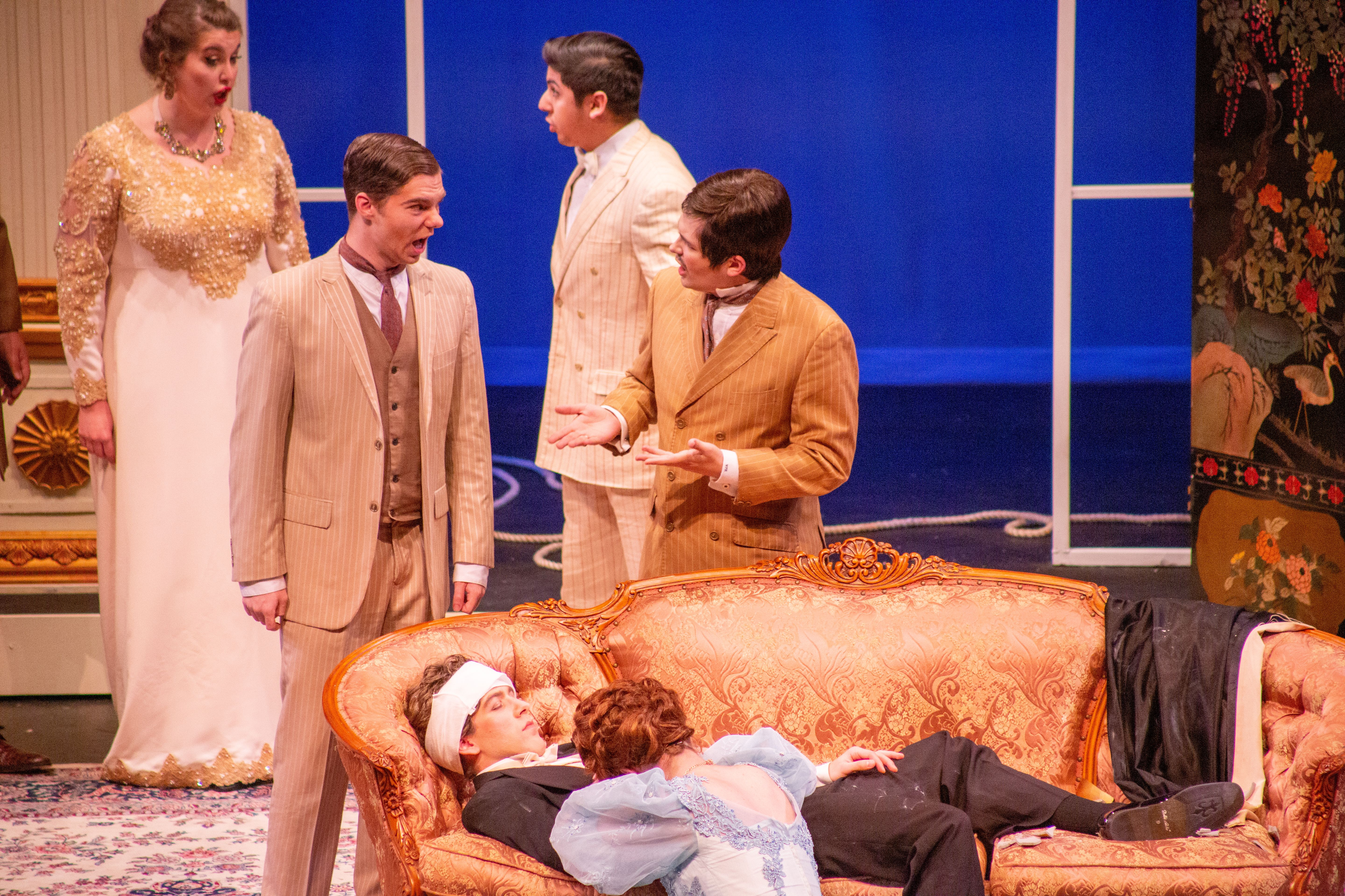 Amelia al ballo with UH Moores Opera Center (Julius Sanchez)